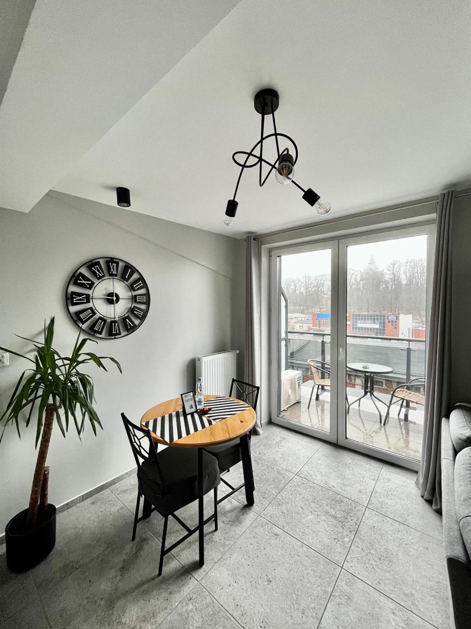 City Center Apartments Z Parkingiem บิดกอชซ์ ภายนอก รูปภาพ