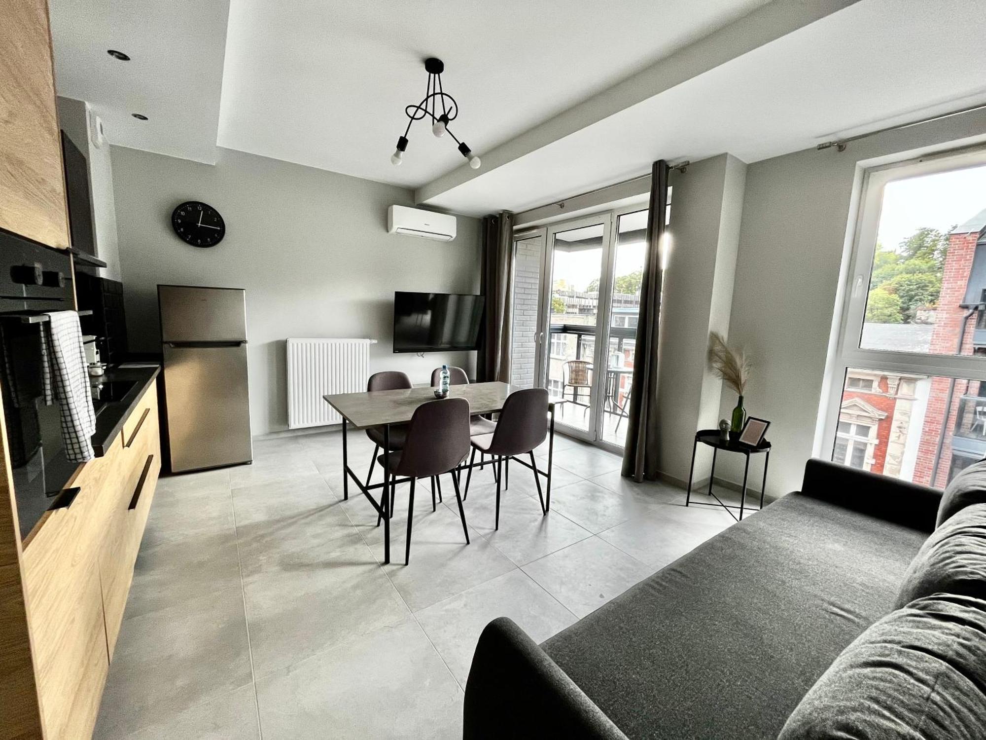 City Center Apartments Z Parkingiem บิดกอชซ์ ภายนอก รูปภาพ